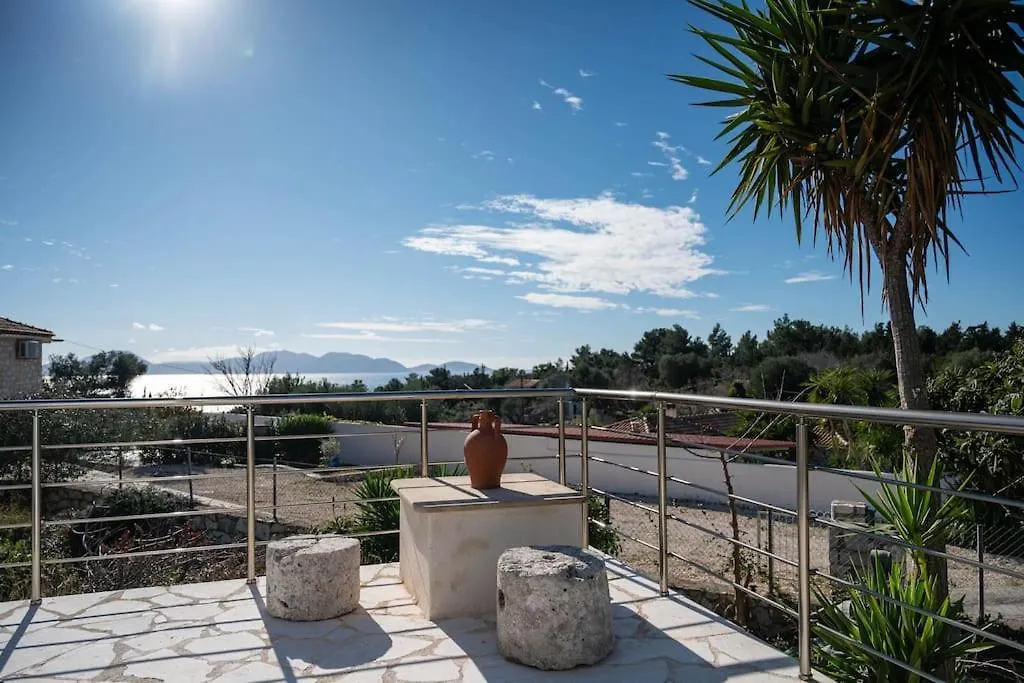 Feriehus Afrala Cottage Khalikerí