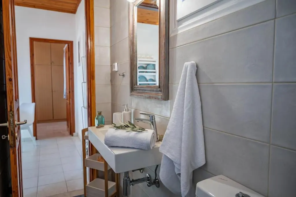 Feriehus Afrala Cottage Khalikerí